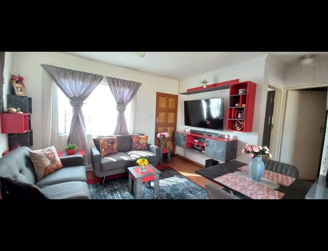 2 BEDROOM HOUSE FOR SALE IN WINDMILL PARK